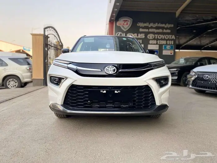 تويوتا أوربان كروز 2026 GLX فل كامل 1