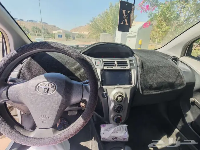 تويوتا يارس2006 هاتشباك 9