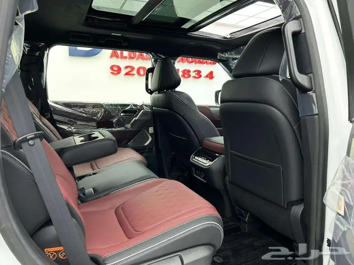 انفينتي QX80 اوتو جراف 2025 قيادة تجمع بين القوة والفخامة 17