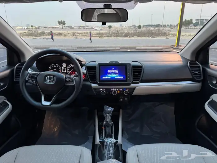 هوندا سيتي الموديل 2024 شبه اصفار 13