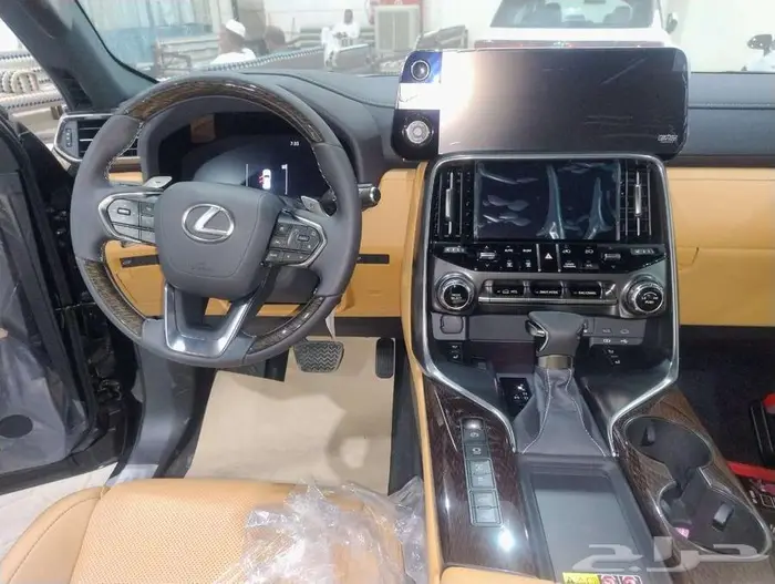 لكزس LX600 BB بريمي موديل 2025 عرض خاص 530الف شامل الضريبه 10