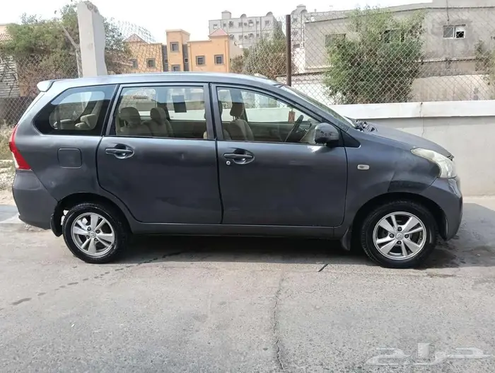 2015 Toyota Avanza Automatic  144800 KM 30 SAR 8