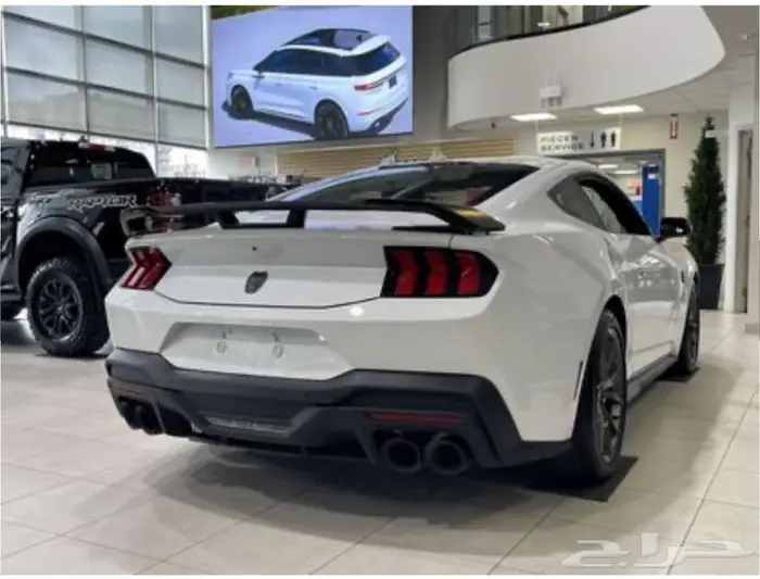 موستنج Dark Horse اصفار 3