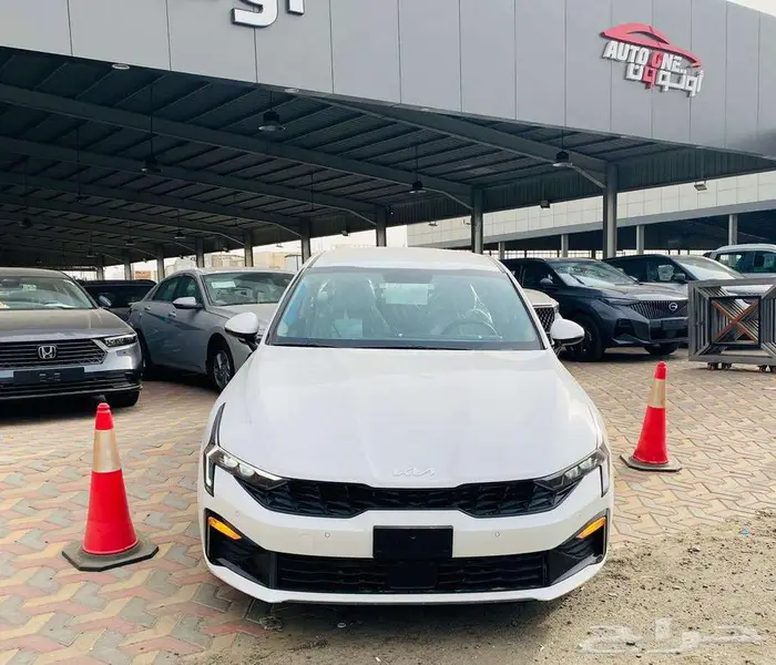 كيا K5 استاندر مطور بانوراما 2025 الاهليه تضليل مجاني 2