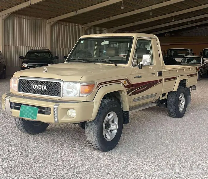 تويوتا شاص بكب غماره قير عادي 2016 1