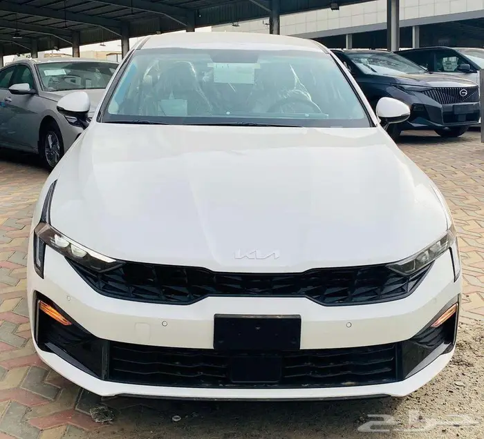 كيا K5 استاندر مطور بانوراما 2025 الاهليه تضليل مجاني 0