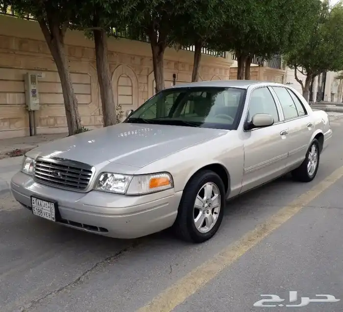 مطلوب فورد كروان فكتوريا 2006 الى 2011 0