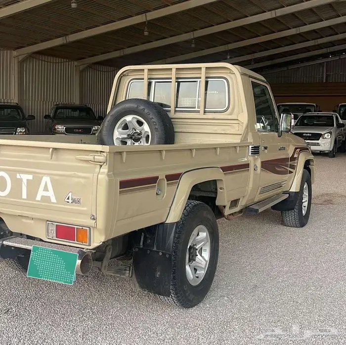 تويوتا شاص بكب غماره قير عادي 2016 7