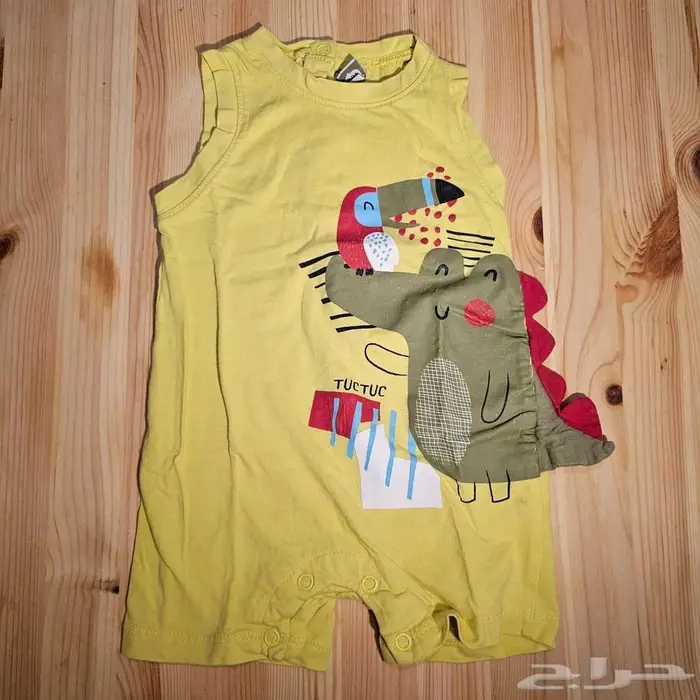 ملابس رضع ولادي نظيفه جدا 24