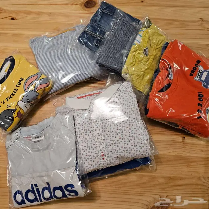 ملابس رضع ولادي نظيفه جدا 30