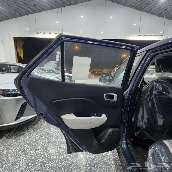 هيونداي فينيو سمارت 2024 عرض خاص كحلي السعر 56350 11