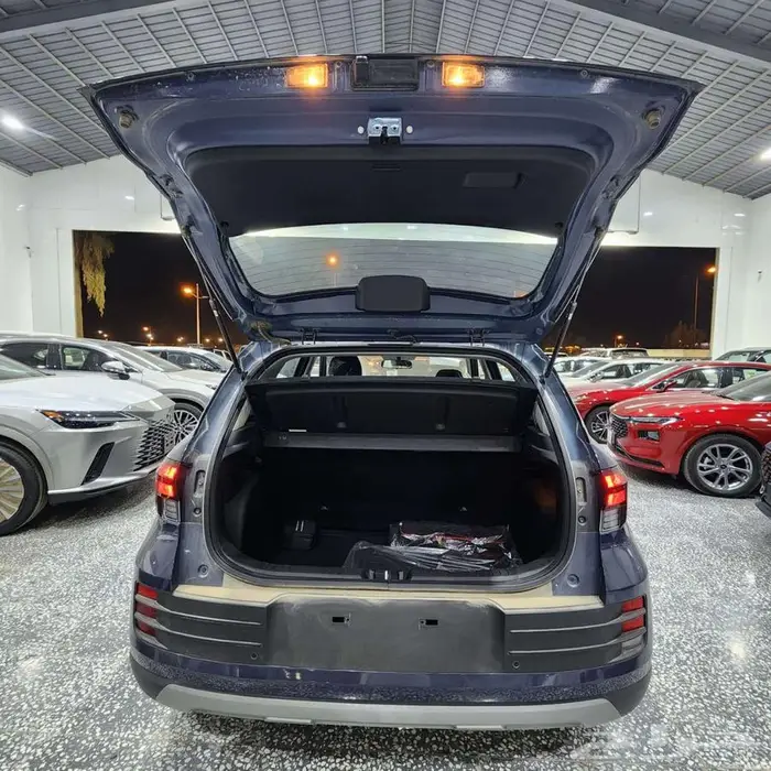 هيونداي فينيو سمارت 2024 عرض خاص كحلي السعر 56350 12