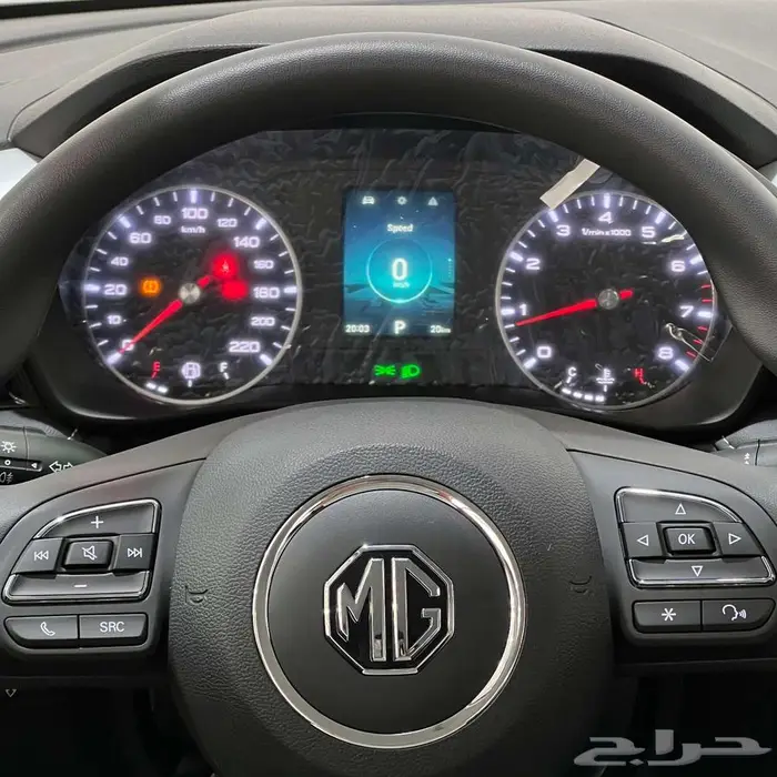 ام جي 5 استاندر الشكل الجديد بنزين تماتيك 2025 عرض خاص 10