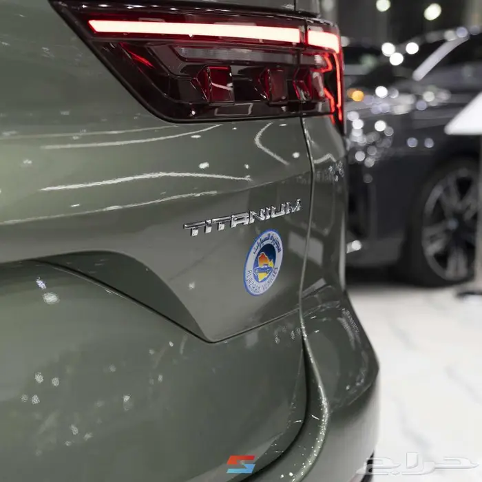 فورد تريتوري فئة التيتانيوم متاح تيتانيوم-ترند-امبيانتي 2026 2