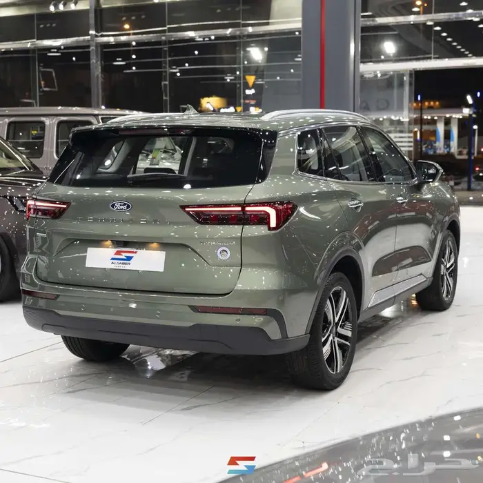 فورد تريتوري فئة التيتانيوم متاح تيتانيوم-ترند-امبيانتي 2026 6