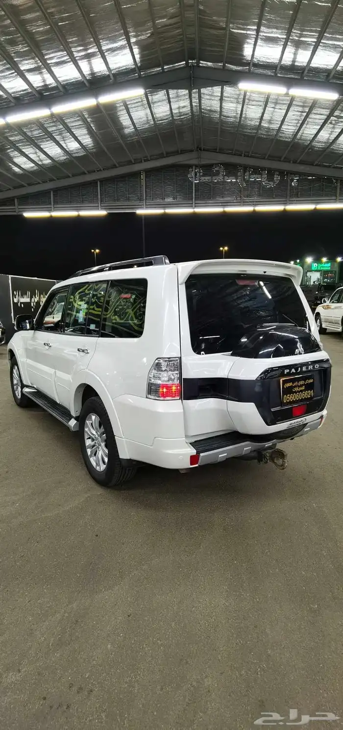 ميتسوبيشي باجيرو الموديل 2017 فل كامل 6