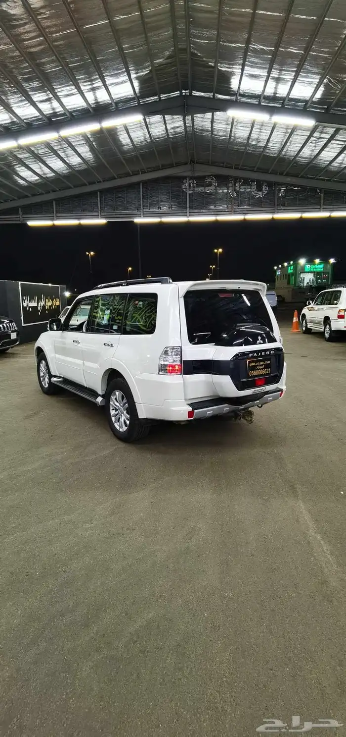 ميتسوبيشي باجيرو الموديل 2017 فل كامل 5