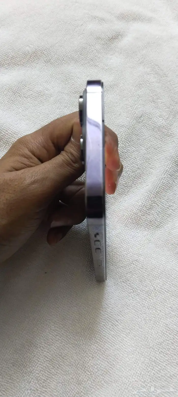 ايفون 14برو ماكس 128 3