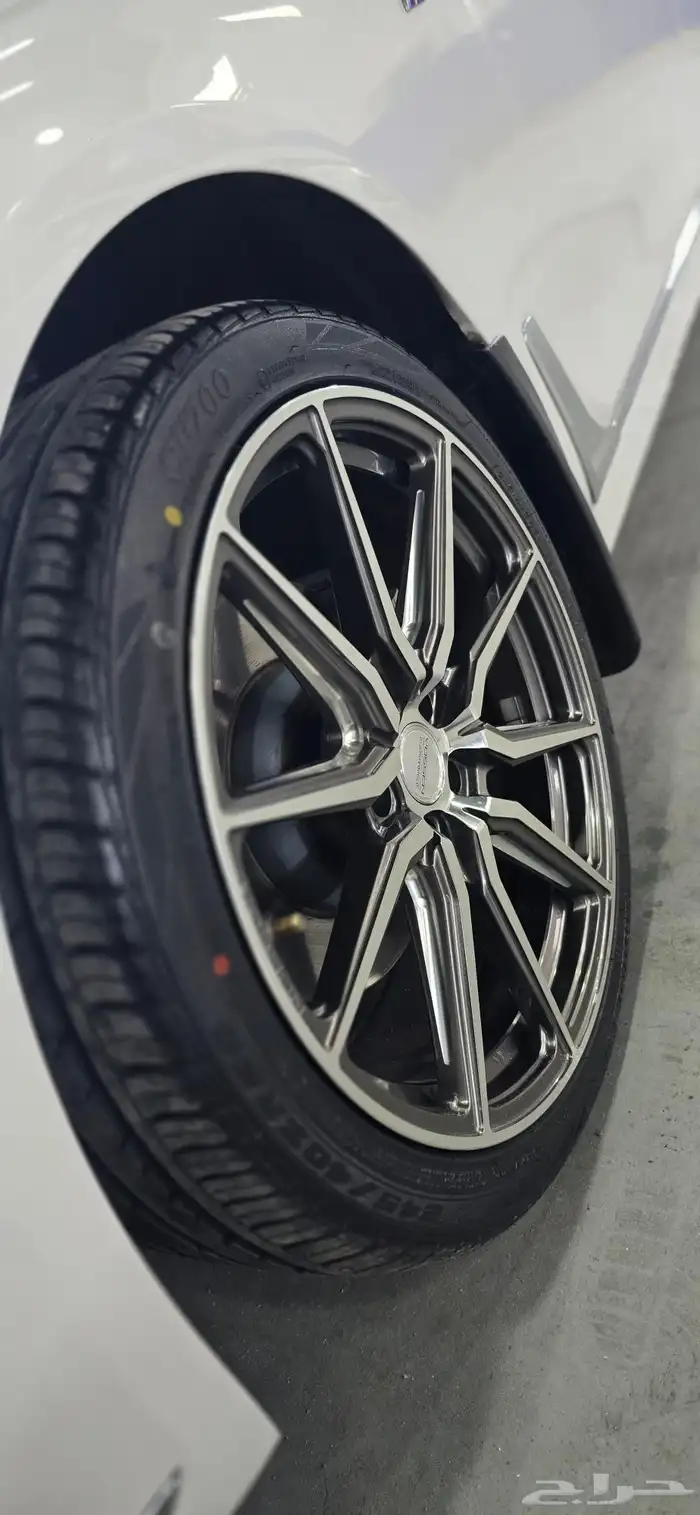 BMW G12 2019 730Li 1