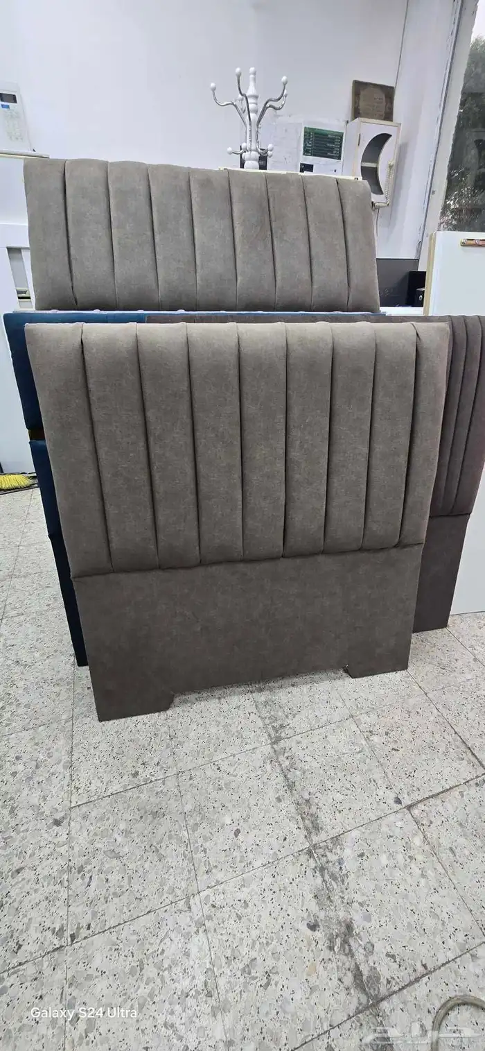 لبيع جميع انواع السراير النفر والنفر والنص للتواصل جوال وتس 9