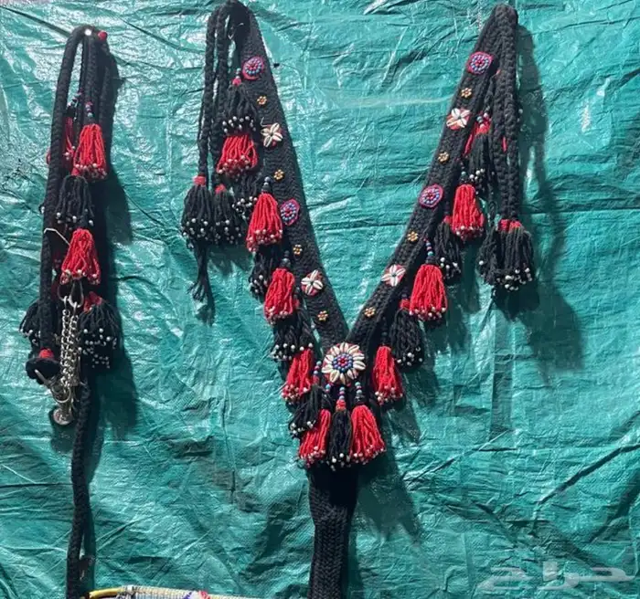 للبيع طقم زينه للخيل 1