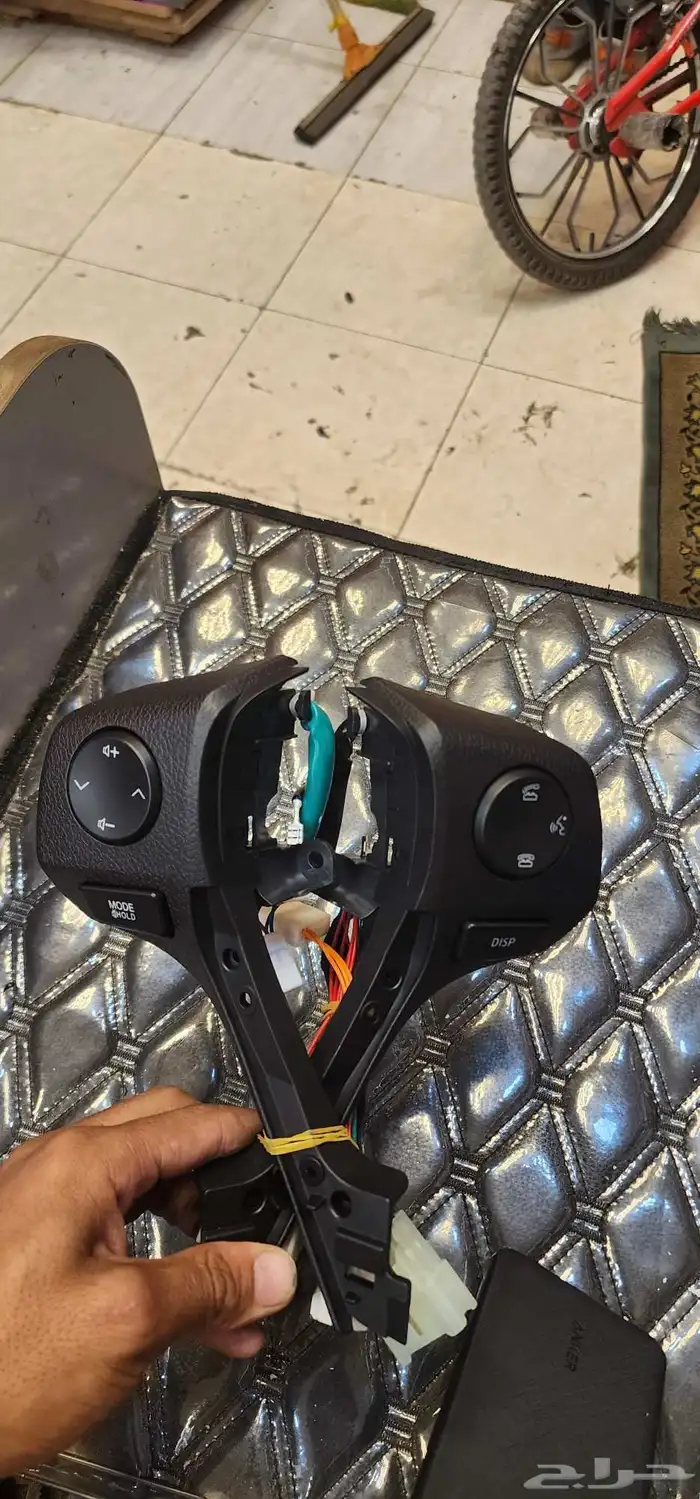 تحكم دركسون كورلا رافور من2014الى2018 ويارس من2018الى2022 4