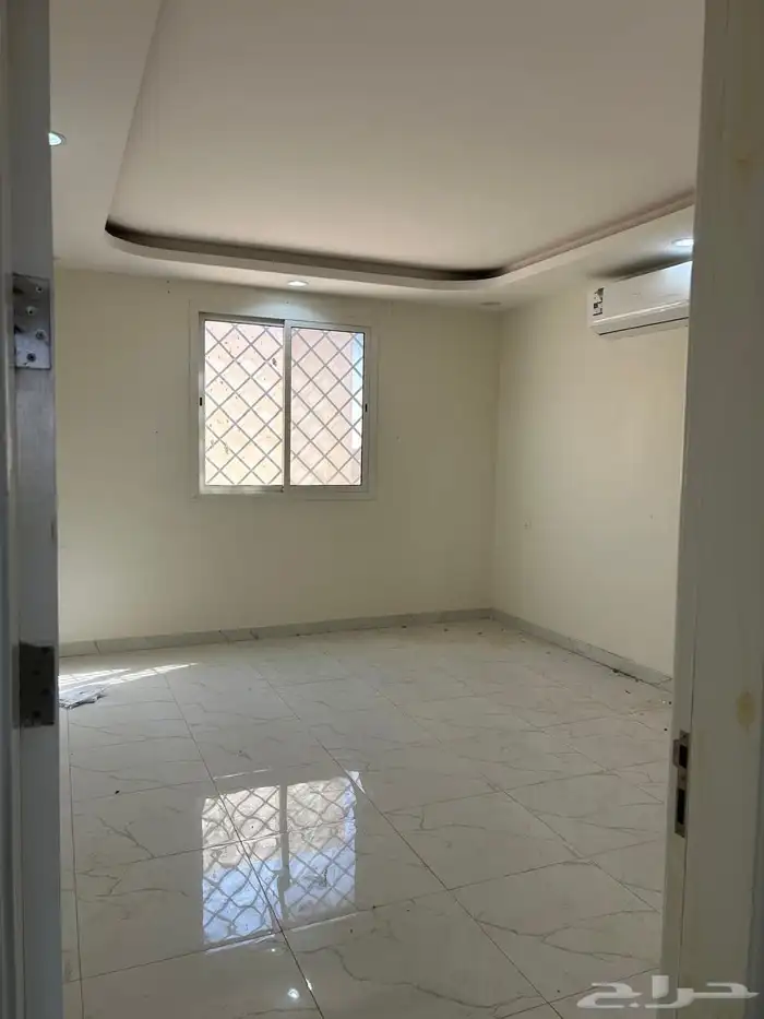 شقه بحي العارض في فيلا للايجار 7