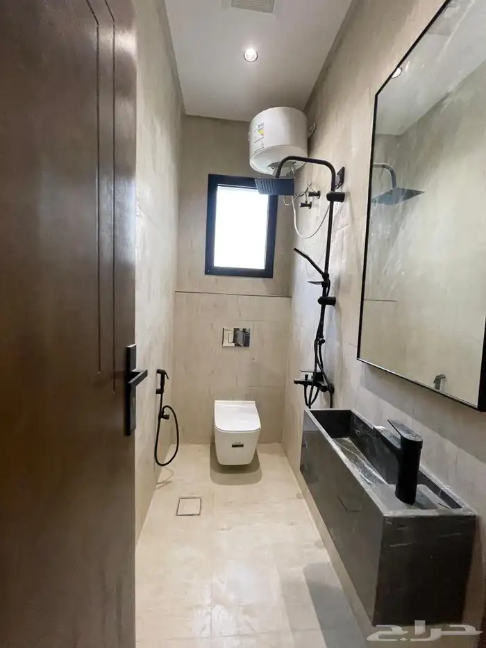 للبيع فلل تاون هاوس موقع مميز تشطيبات فندفيه أسعار مناسبة 16