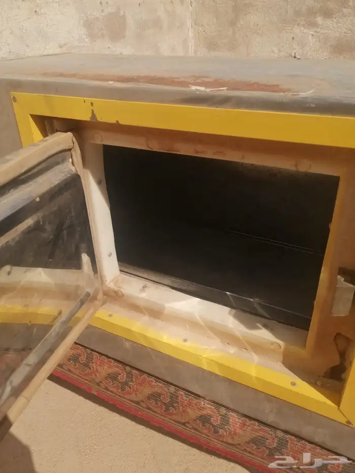 حافظة ثلج التاج مرسدس بوز 24 1