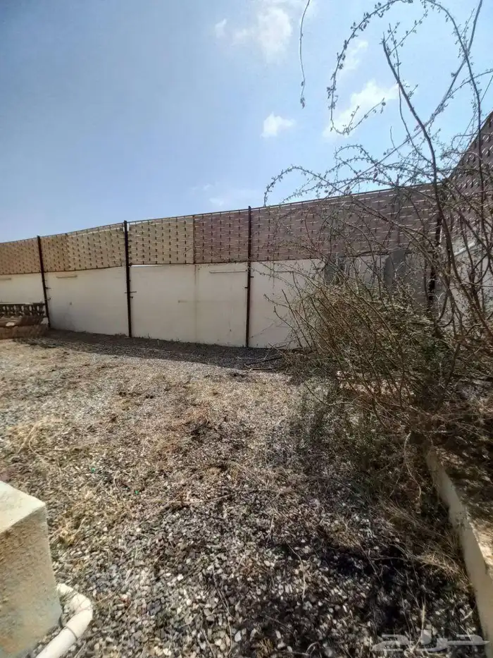 بيت للبيع او للايجار الدرب في الكدره 4