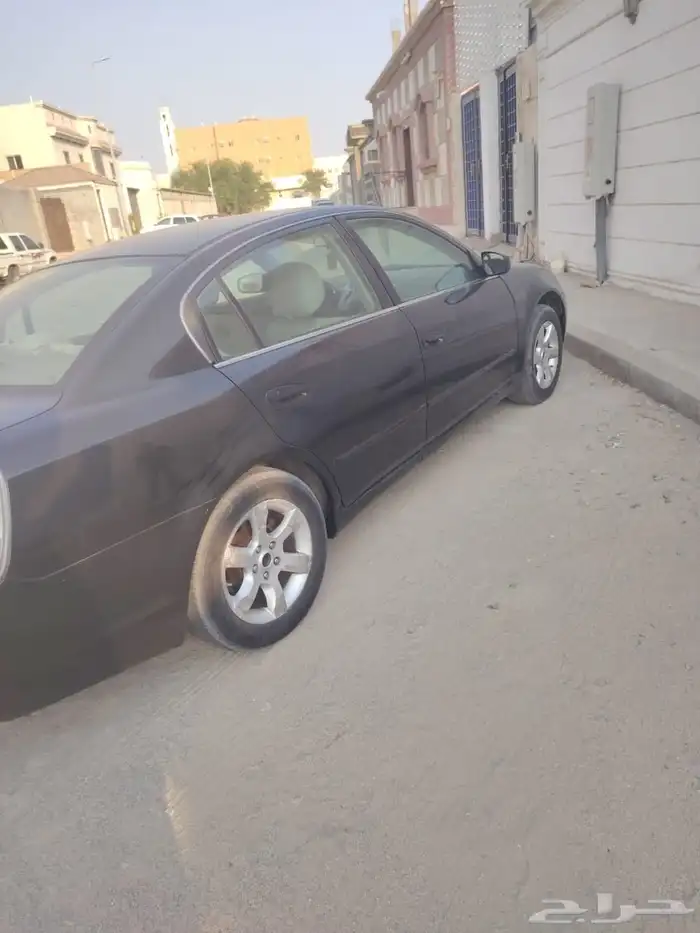 سياره التيماء نيسان للبيع 2008 نظيفه مره 3