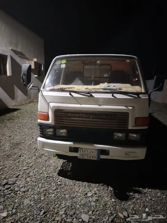 قلاب ديهاتسو موديل 95 الممشى 130 الف 2