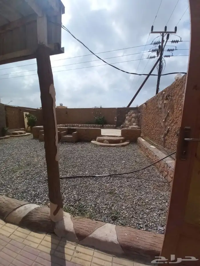 بيت للبيع او للايجار الدرب في الكدره 7