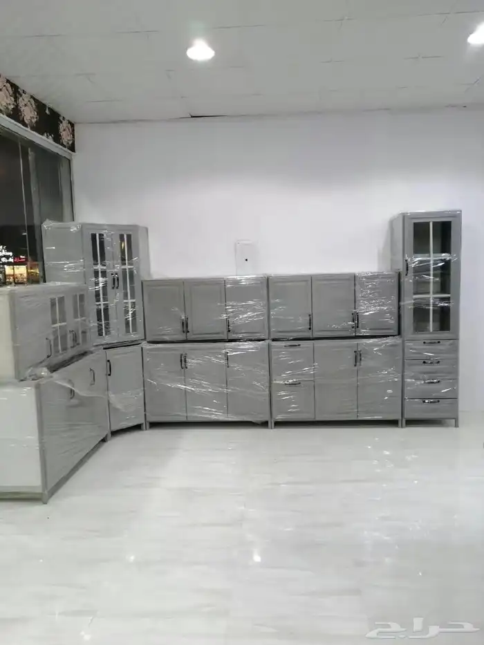 مطابخ جديده جاهزه تتوفر جميع الألوان ب2500 شامل التوصيل والت 7