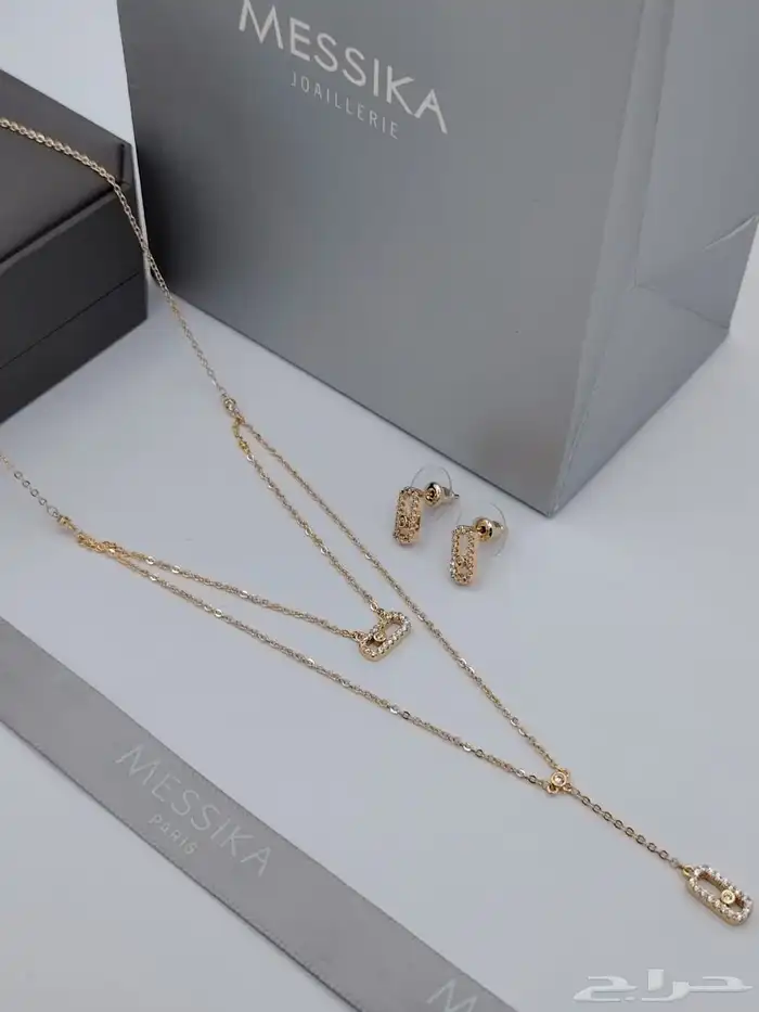 طقم اكسسوارات كل الماركات فضي راق تصميم فاخر ولمعة أنيقة 7