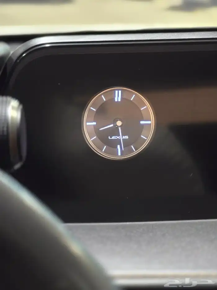 لكزس UX200 موديل 2020 بحاله الوكاله 21