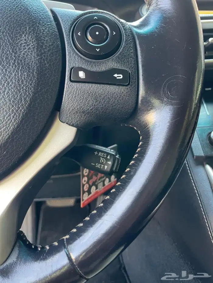 لكزس 2015 IS350 سعودي 16