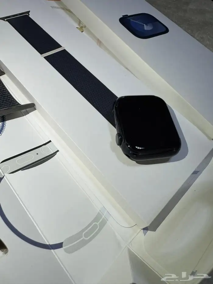 للبيع او للبدل ساعة ابل اصدار 9 (45 مم) 8