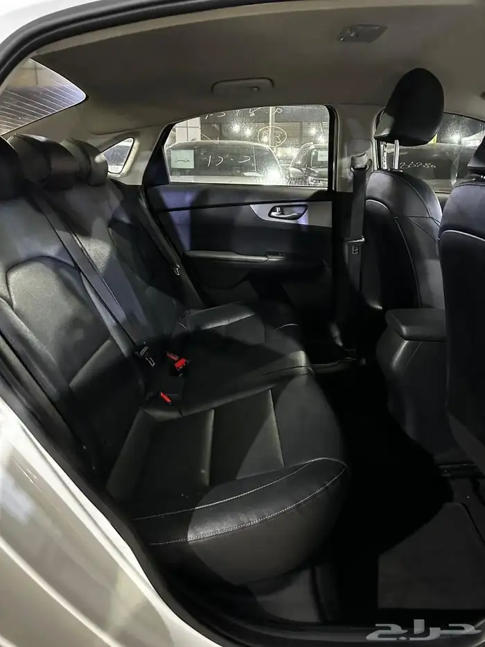 كيا K3 ابيض 2021 بنزين وارد كوريا 6