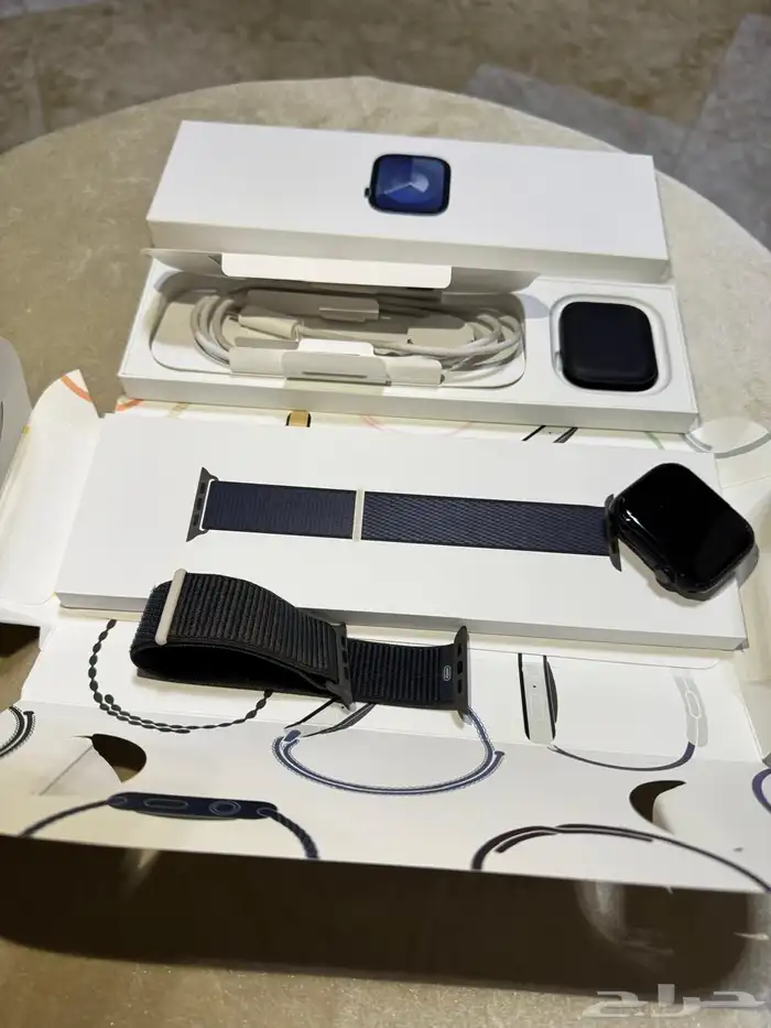 للبيع او للبدل ساعة ابل اصدار 9 (45 مم) 3