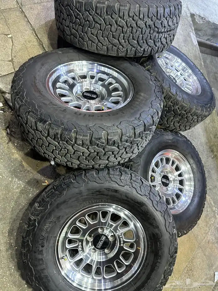 جنوط رانجلر ميثود نيكل معا كفرات نص حجري مقاس 285 70 17 10