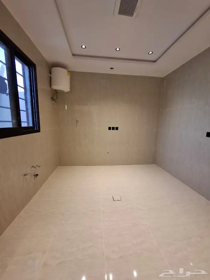 دور أرضي   دور علوي مع شقه حي بدر المزيني 10