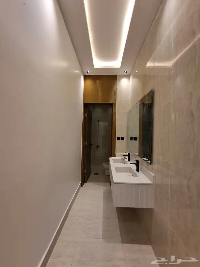 دور أرضي   دور علوي مع شقه حي بدر المزيني 5