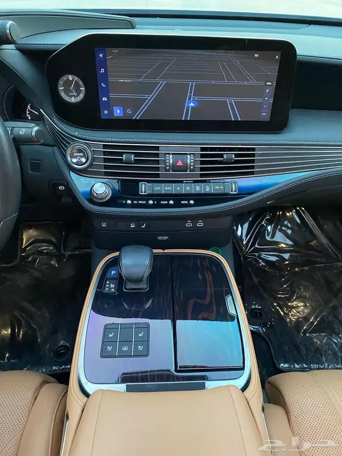 لكزس LS 500 2023 12