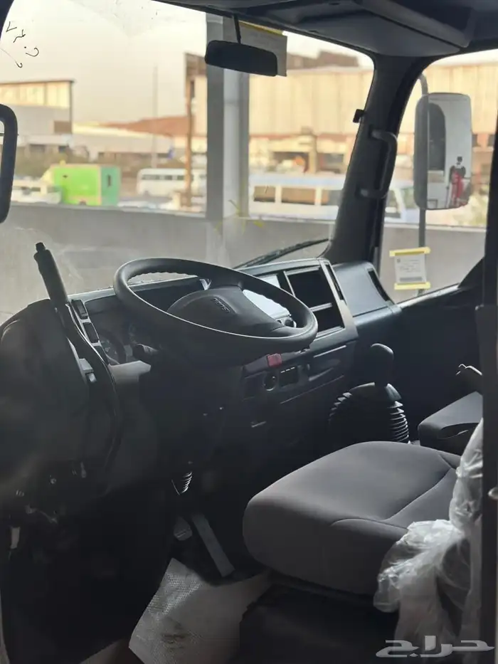 ايسوزو قلاب 3 طن 2025 5