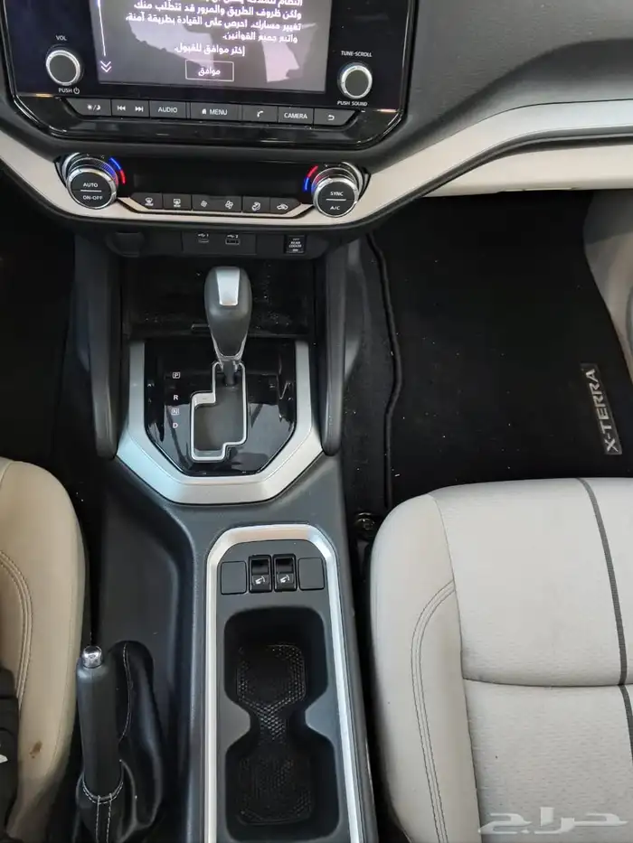 للبيع سيارتين تويوتا ونيسان جديده 10