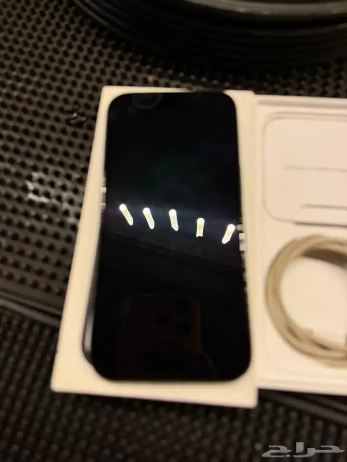 ايفون 15 عادي 1
