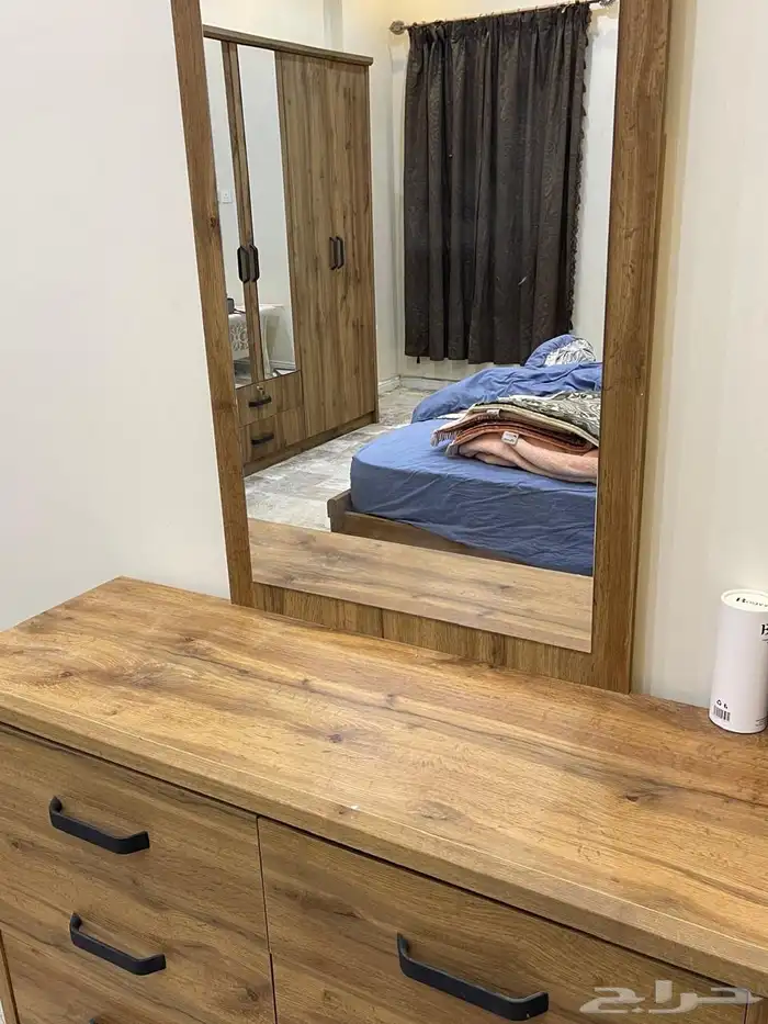 يوجد لدي اجهزة كهربائية شبه جديدة 4 مكيفات شباك 18 وحدة 8