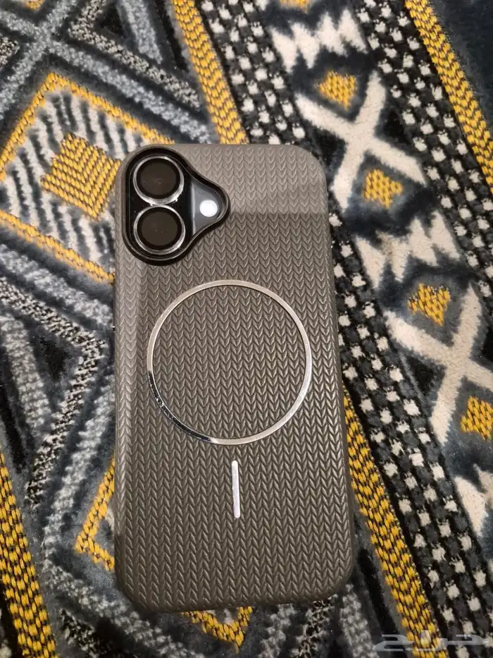 ايفون 17 العادي 256 جيجا اسود 3