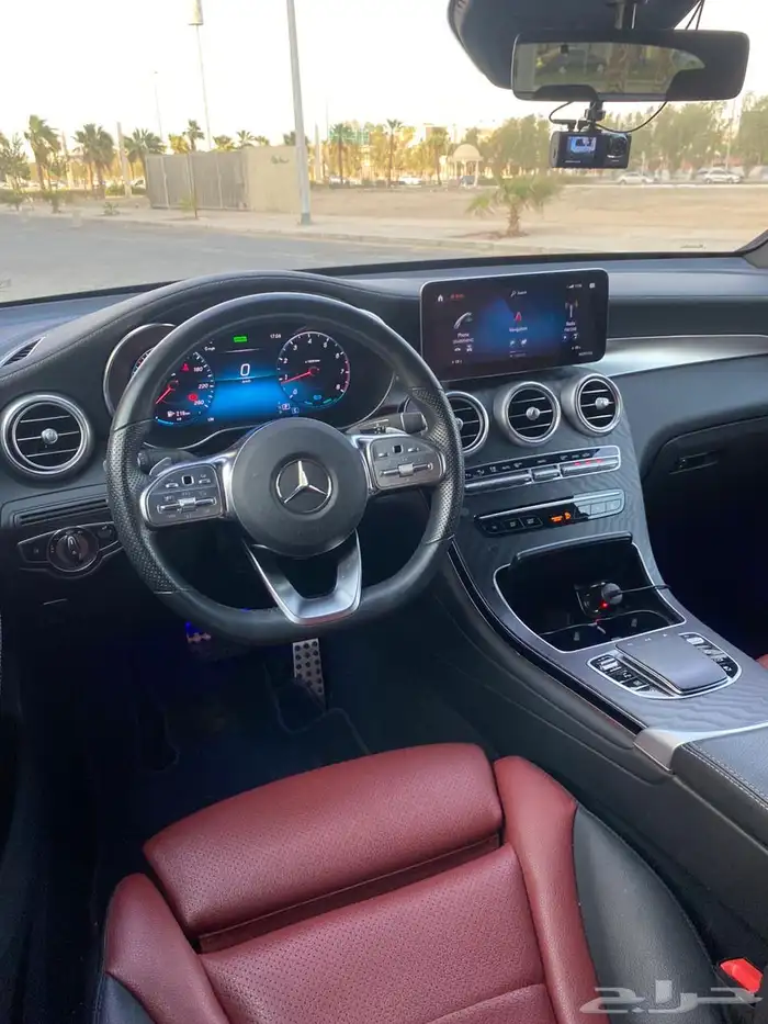 مرسيدس GLC 300 موديل 2021 11